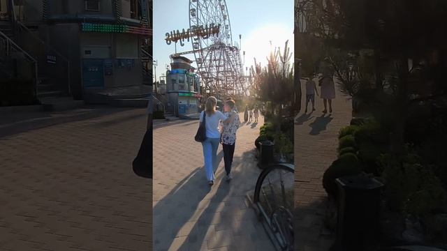 Куда сходить погулять в Анапе? Парк Джунгли.