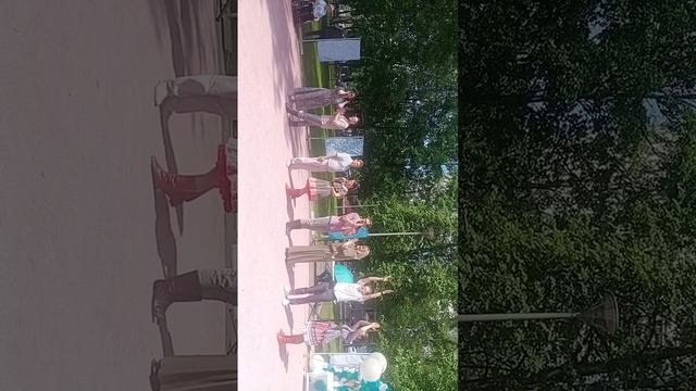 подвижные танцы (9.06.2025г,).mp4 смотреть онлайн