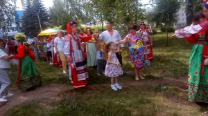 “СЕМИК и ТРОИЦА” фольклорное представление у ДК.Спутник города Вязники. 2-я часть