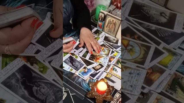 Две непримиримые Силы столкнулись между собой?