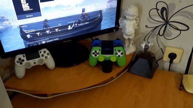 Продаю PS4 pro смотреть онлайн