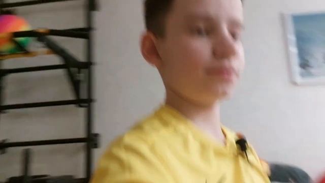 Обзор на руль Logitech G29 "У меня появился петличный микроф смотреть онлайн