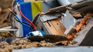 Обломки БПЛА упали на придомовой территории в Нижегородской области