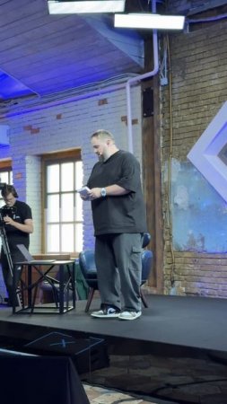 Презентация от Apple с Wylsacom