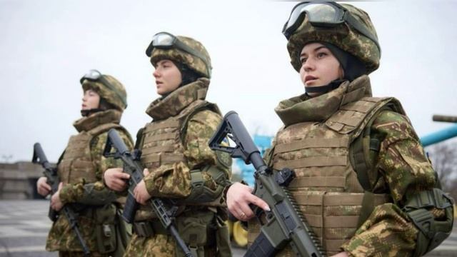 ЖЕНЩИНАМ-ШТУРМОВИКАМ ВСУ - нейро вокал на стихи Владимира К.