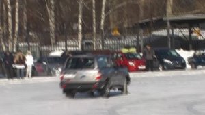 автотанец скромный маленький такой