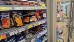 Кто бы мог подумать эта серая мышь живёт нормально