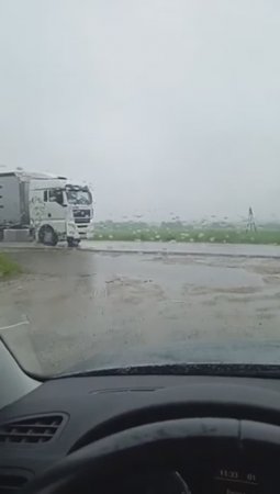 Сидячая работа.
#дальнобойщик#зарулем#дождь#будни#дорога#