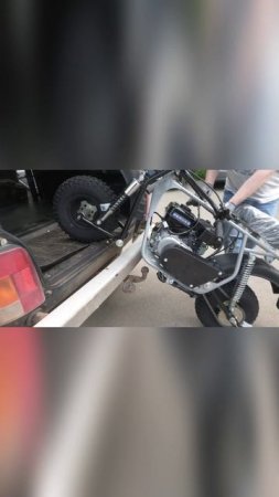 Погрузка мотоцикла СПАРК (Ижтехмаш) в 3х дверную Ниву.
