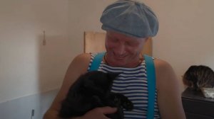 Миллион алых роз и столько же котят мейн кун. + 1 в семье пополнение. Кот ГИГАНТ