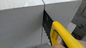 Вставка доборных блоков из газобетона