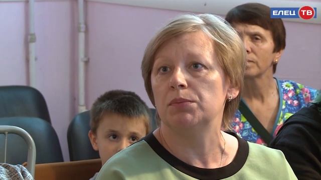 Евгений Боровских  и Дмитрий Аверов посетили пункты временного размещения белгородцев