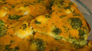 Брокколи и цветная капуста, запеченные с тофу