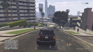 GTA V - Показываю где можно спрятаться от полиции.