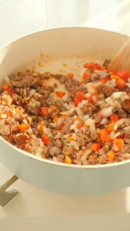 ЗАПЕКАНКА С МЯСОМ И КАРТОФЕЛЕМ НА СКОВОРОДЕ. #КулинарныеЛайфхаки #НеобычныеРецепты #Чудеса #рецепт