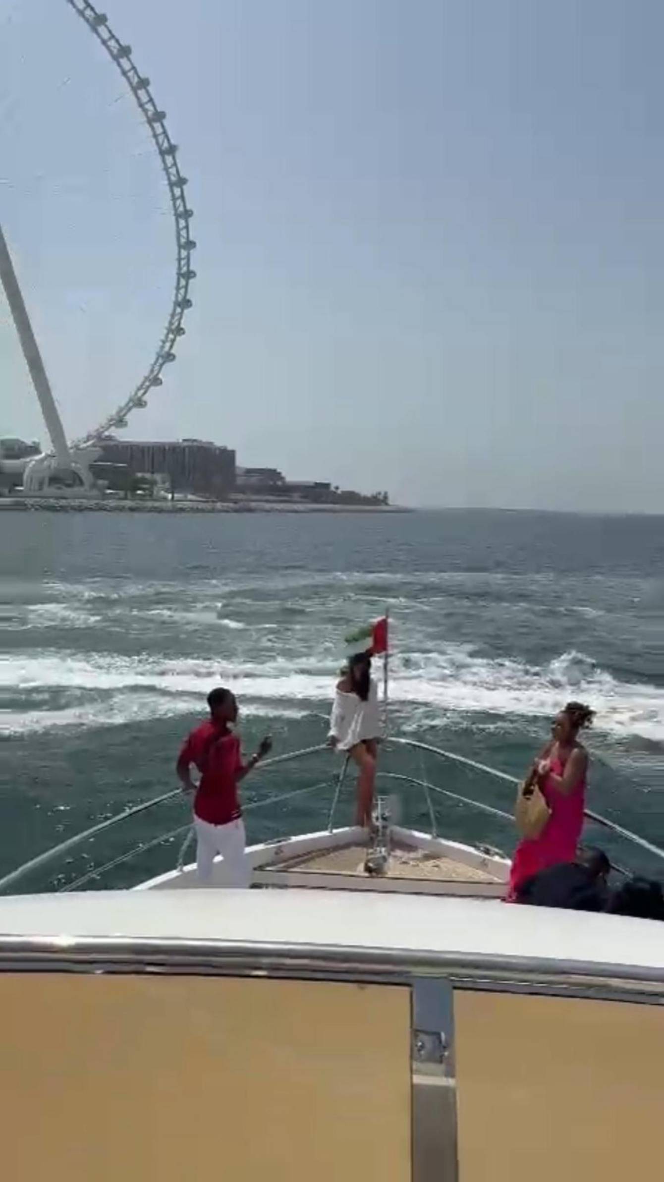 Аренда яхт и катеров Дубай арендаяхты яхта тел.  7 910 494 05 06