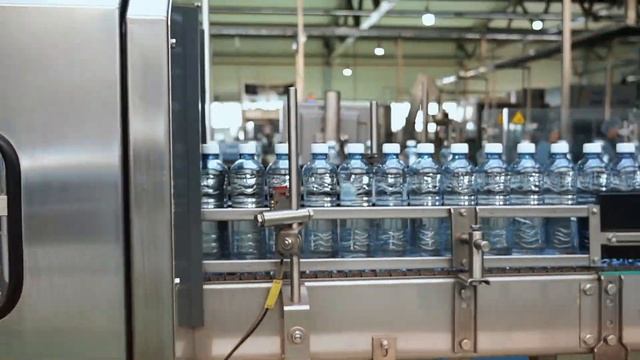 Как создается вода TURAN: взгляд изнутри смотреть онлайн