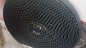 домашка один динамик toyota два динамика pioneer и один саб и