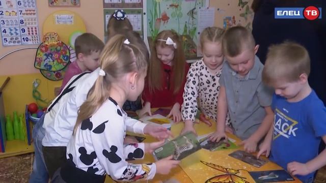 Нескучная грамота: в детском саду №3 обучают детей чтению, письму и счёту с помощью «аквариума»