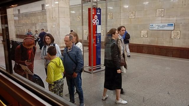 Ретро-вагоны на «Партизанской»