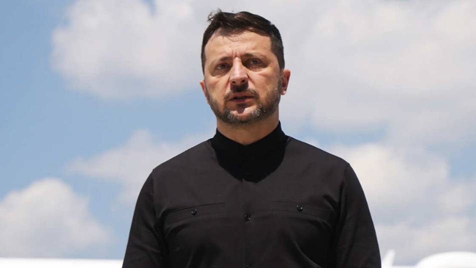 Захарова: Зеленский готов отправить школьников на убой для сохранения власти