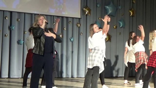 Последний звонок  Родители ЖГУТ