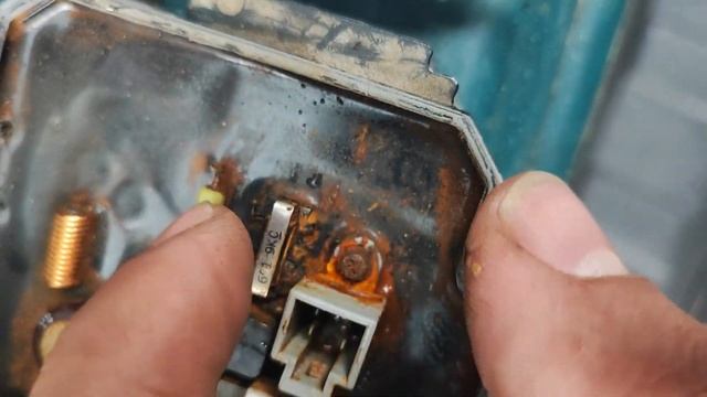 Потеет фара - конец блоку розжига((( смотреть онлайн