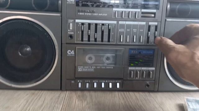 Магнитола Sanyo C4. Препродажная проверка фм радио и касс? смотреть онлайн