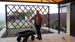 Универсальный помощник для сада и дачи: тележка с функ