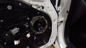 DL Audio Anaconda 165 Coax в Kia Cerato 3, играет от ГУ Midcar без усилителя