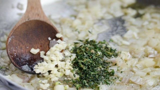 Картофель со сметаной и сыром
