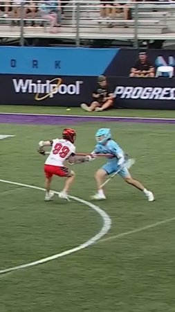 This is Textbook 1v1 Lacrosse Defense ✍️ #shorts