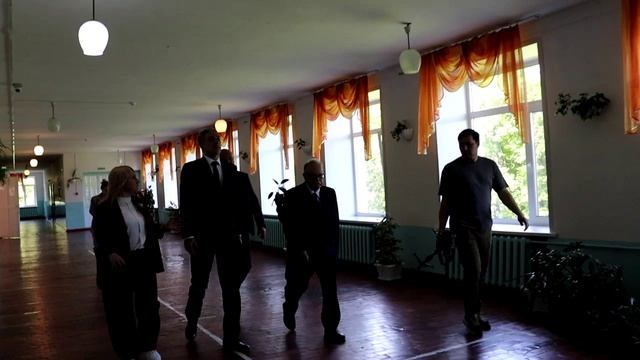 Губернатор осмотрел школу с. Никольское