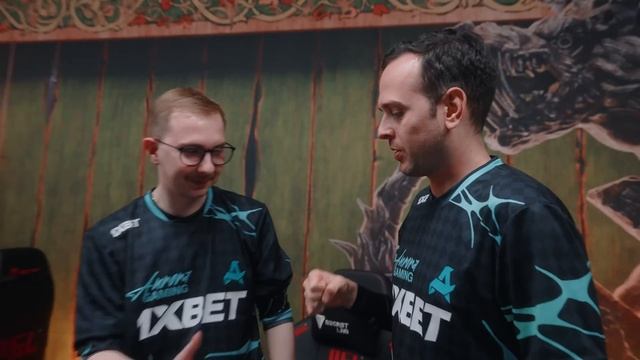 ПЛЫЛИ, ПЛЫЛИ И ПРИПЛЫЛИ... смотреть онлайн