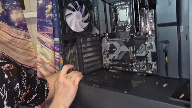 СОБРАЛ СВОЙ ПЕРВЫЙ КОМПЬЮТЕР САМ! смотреть онлайн