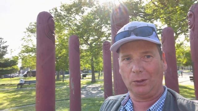 Опять про погоду в городе NY смотреть онлайн