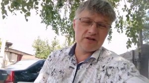 Про футбольную и детскую площадку.