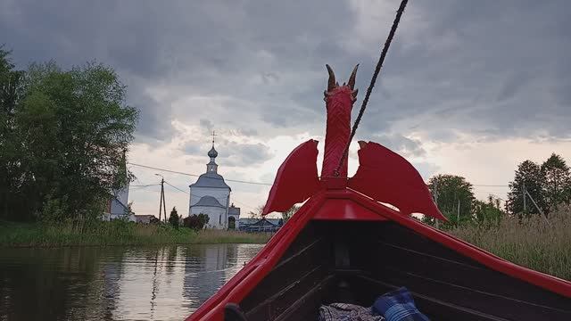 СУЗДАЛЬ. РЕКА КАМЕНКА. ЗАКАТ.