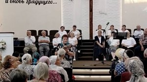 Сегодня светлый праздник христиан,  стих,  Троица  08.06.2025