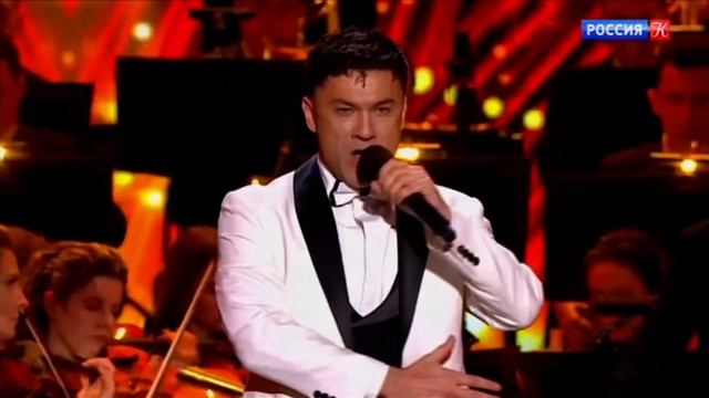 Дмитрий Ермак - А цыган идёт (Мохнатый шмель) из к/ф «Же? смотреть онлайн