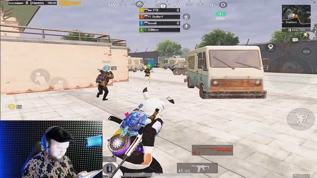 НОВОГОДНЯЯ РАЗДАЧА ЛУТА В МЕТРО РОЯЛЬ | PUBG MOBILE