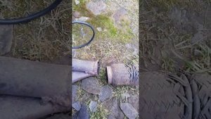 Снял глушитель для замены гофры в Ауди А4Б5 1,6.