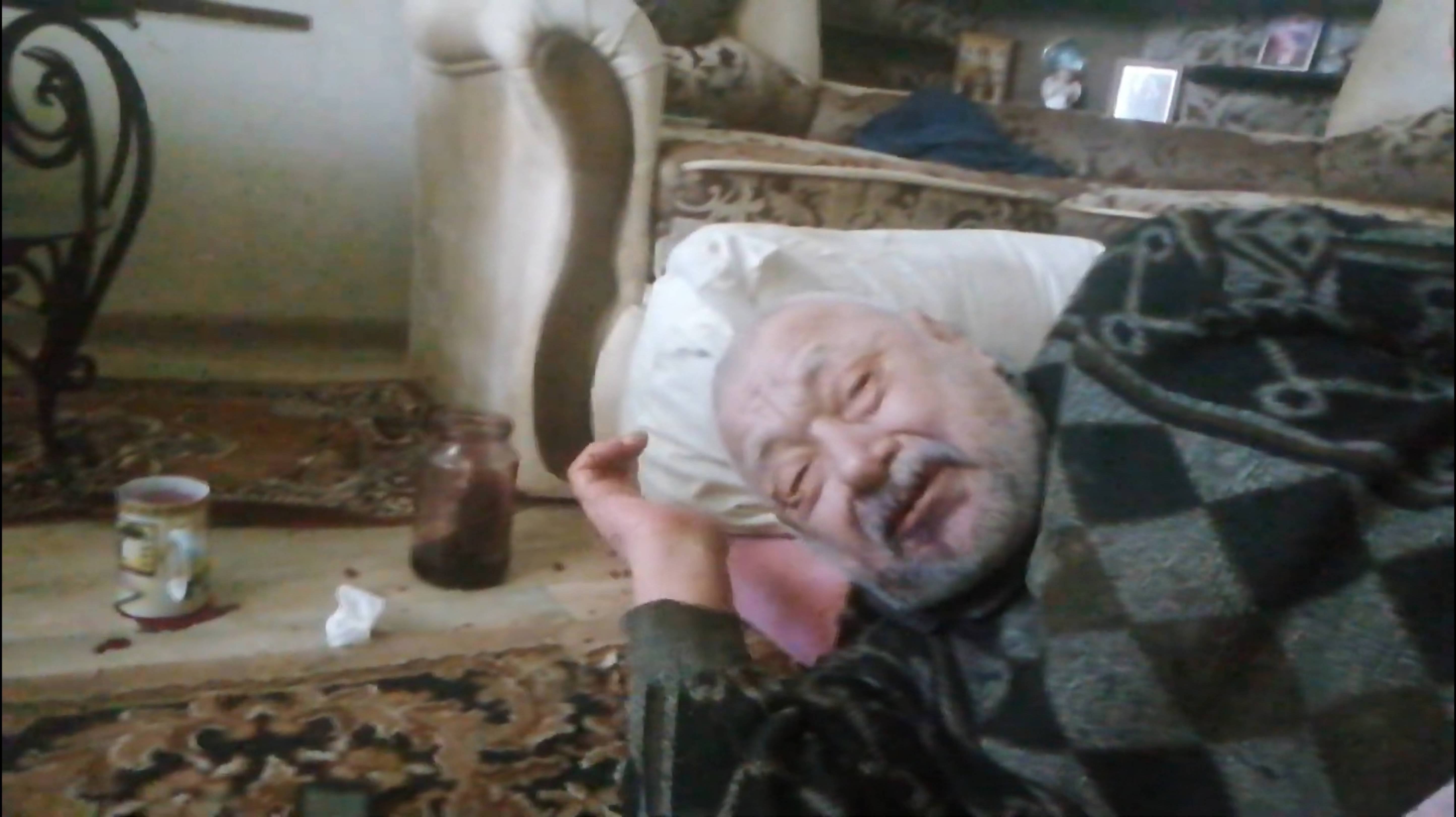сосед умер от алкоголя. ребята бухать это очень плохо.