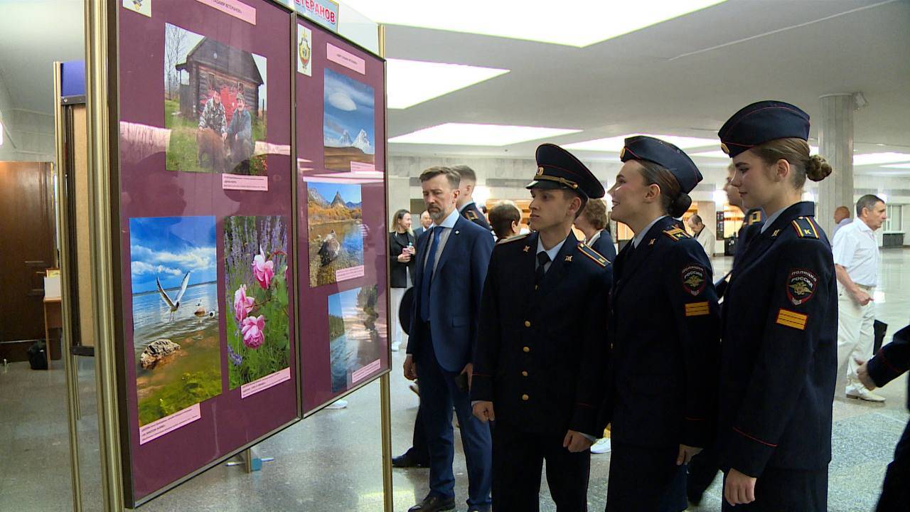 В Москве открылась фотовыставка «Мир глазами ветеранов», посвященная Году защитника Отечества