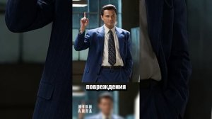 мужчина сашол сума за своей машины