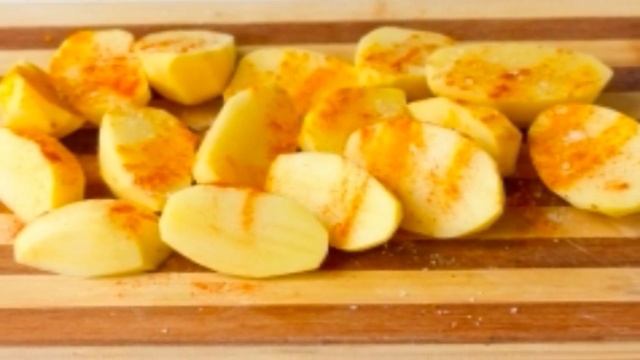 Картофель со свининой по-домашнему