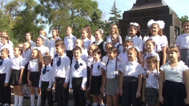 1.Муз. В. Баснера, сл. М. Матусовского С чего начинается Родина сводный хор. преп. Т.Г. Глебова, Е.В смотреть онлайн