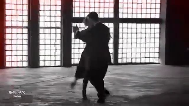 как джентльмен ,Стасик приглашает Фотинию на танец. смотреть онлайн