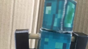 Мыло говорит фразу Хоумлендера « Чем я тебя не устраиваю?…»