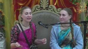 Санкиртана выходного дня - Е.М. Према Даяни Радха дд и Е.М. Камала Наяни Радха деви даси (17.05.25)
